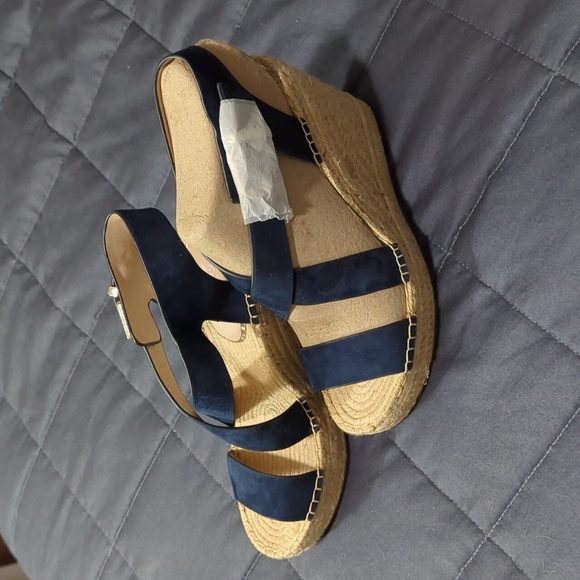 Kenneth Cole wedge sandals size 9 - Picture 4 of 5
